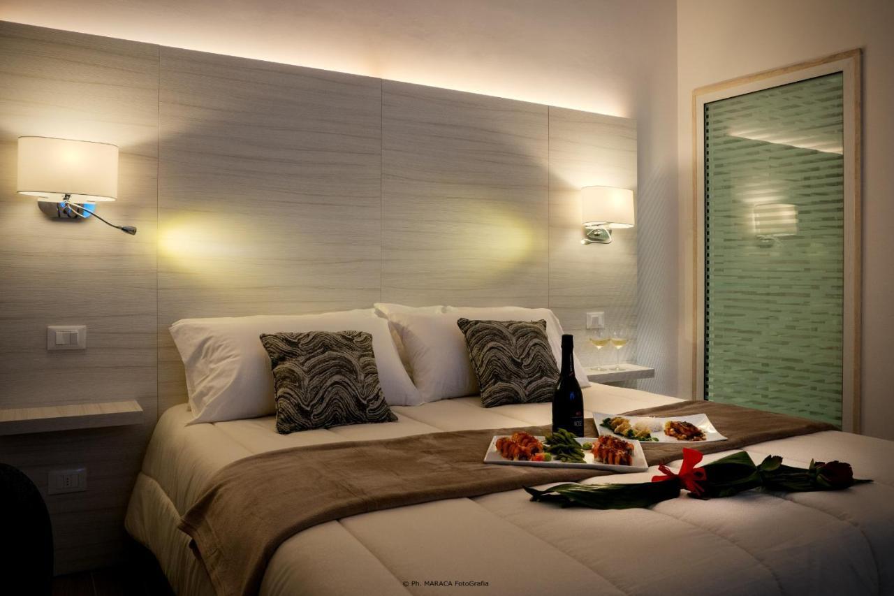 Hotiday Room Collection - Lecce Gianmarti Suite Eksteriør billede