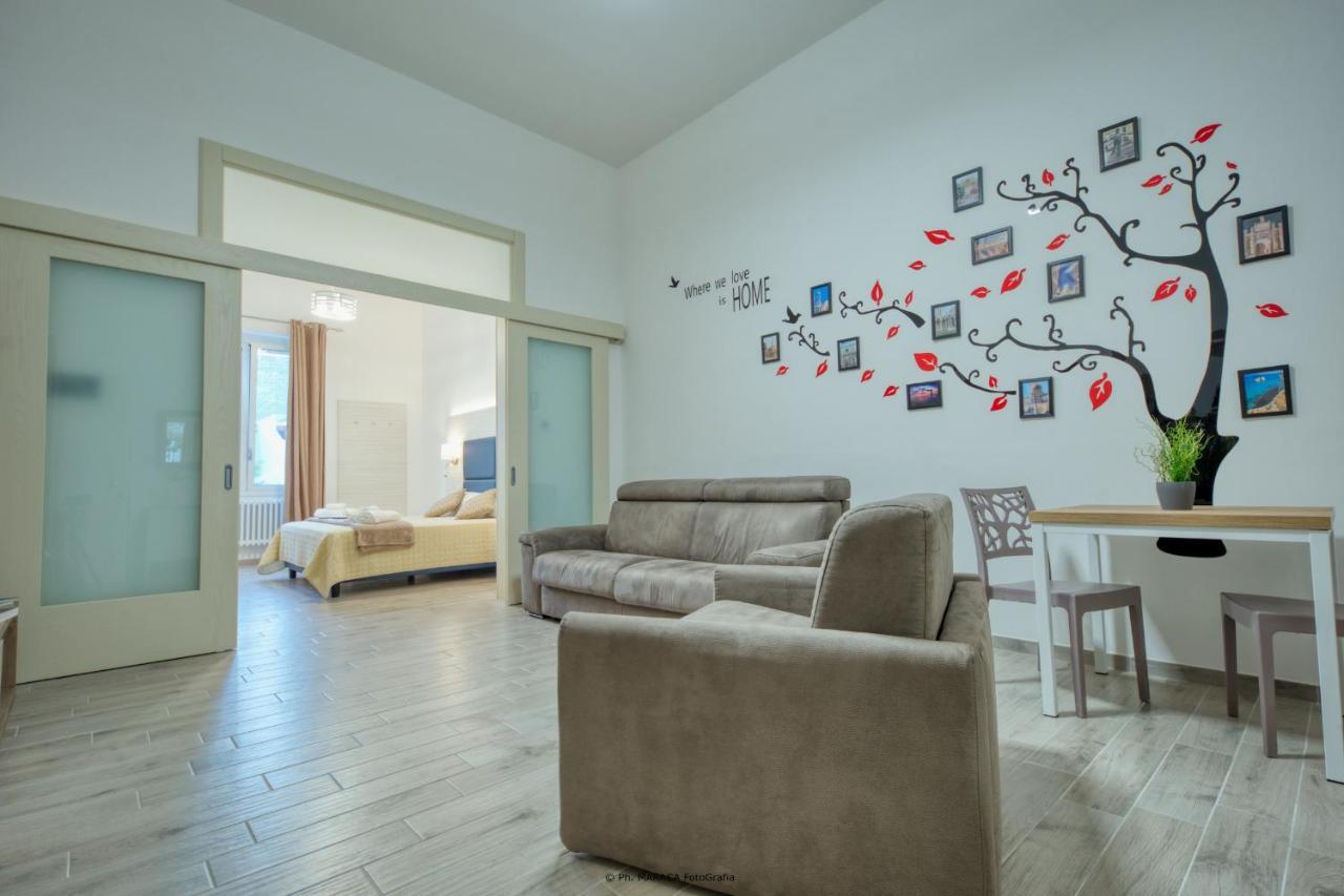Hotiday Room Collection - Lecce Gianmarti Suite Eksteriør billede